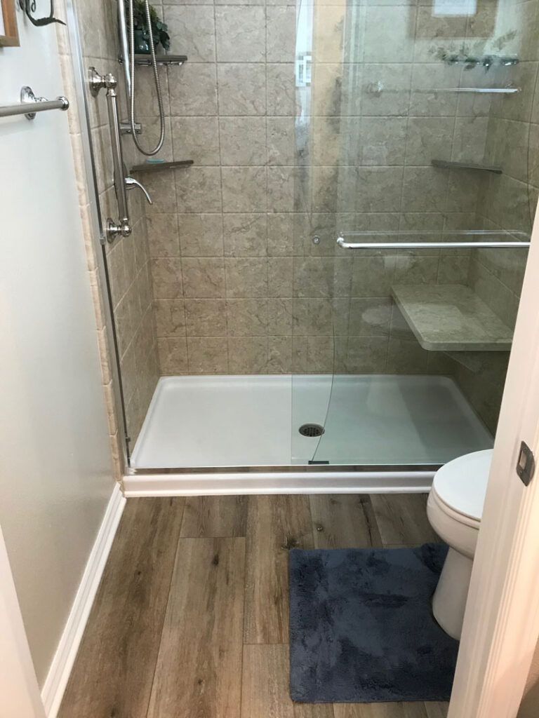 Screen Room Bath Replacement Hemet, CA